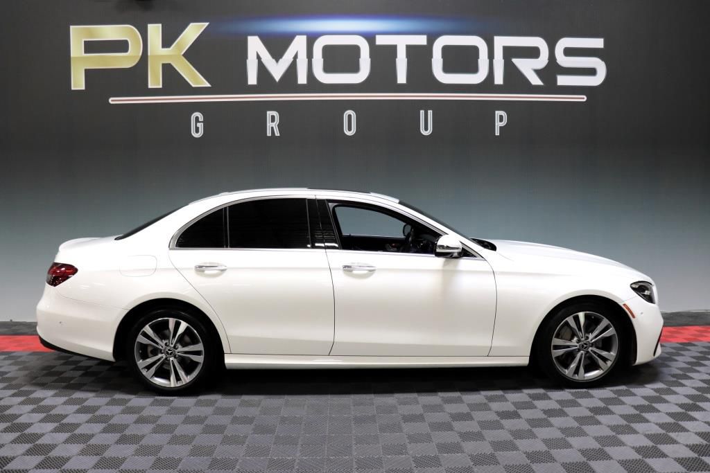 Photo 10 of this MERCEDES-BENZ E-CLASS E350 4M
