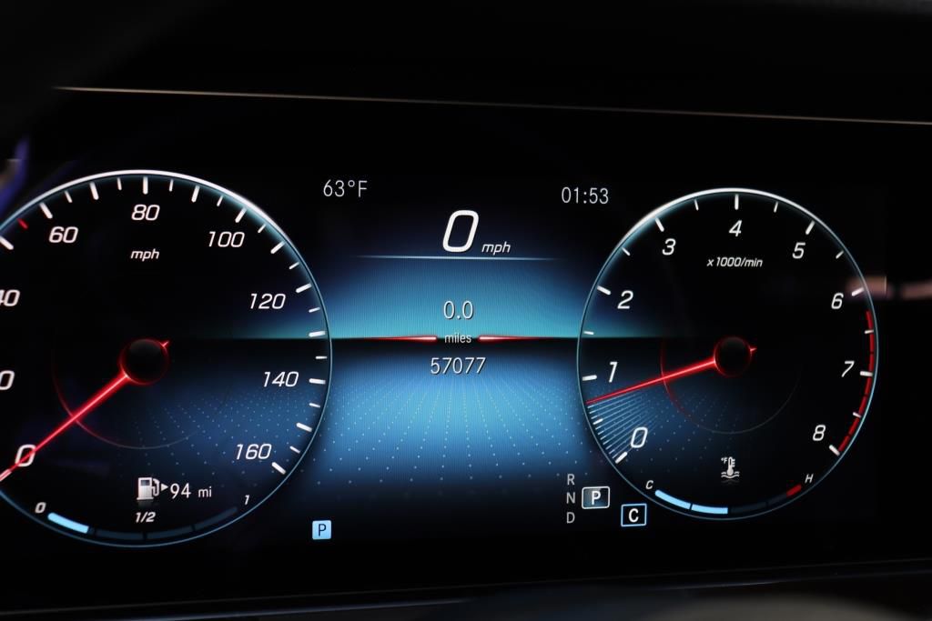 Photo 42 of this MERCEDES-BENZ E-CLASS E350 4M