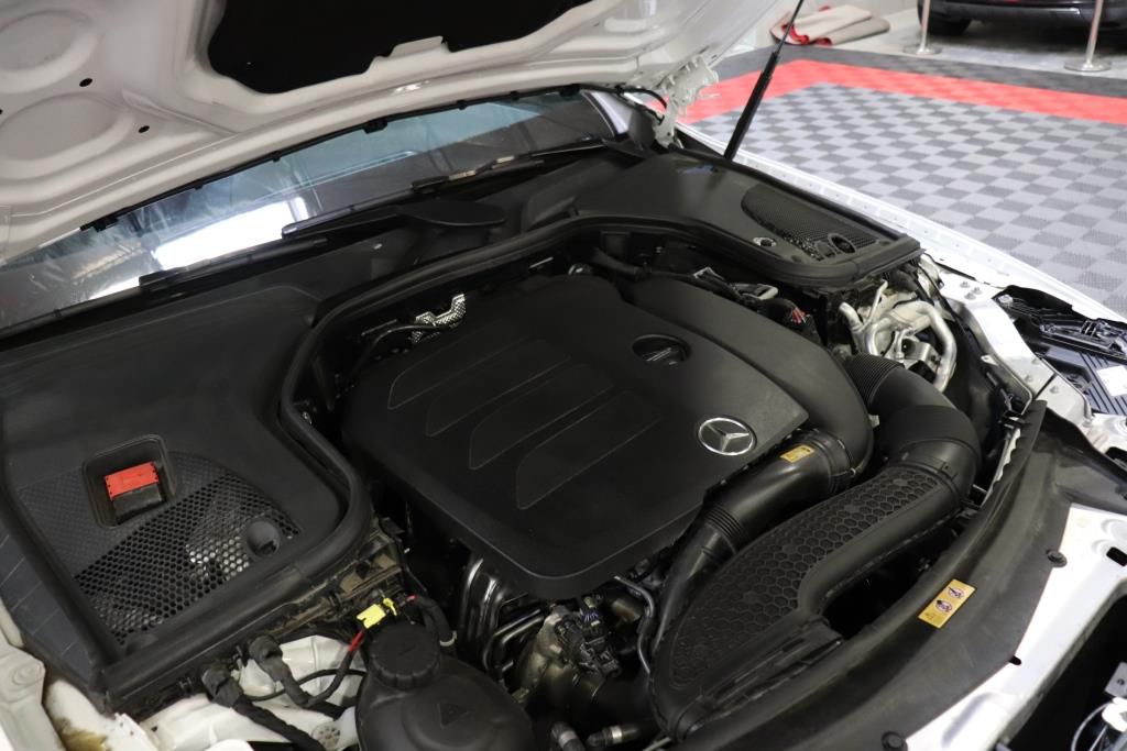 Photo 76 of this MERCEDES-BENZ E-CLASS E350 4M