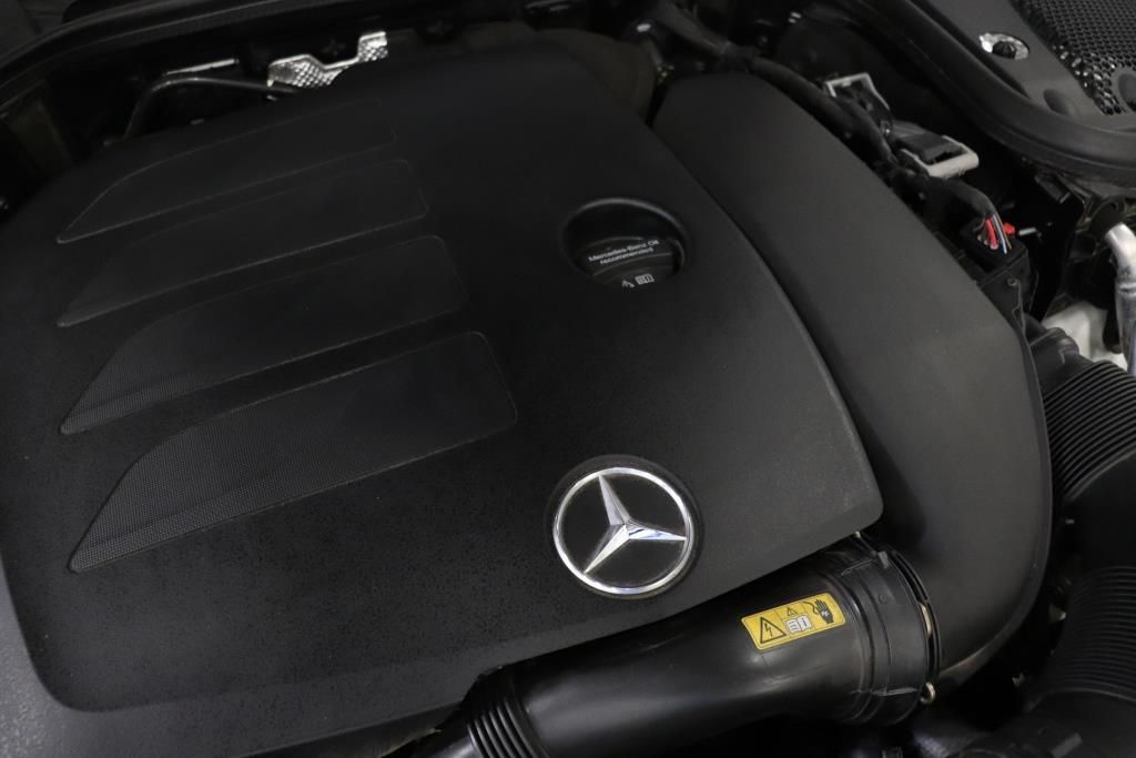 Photo 79 of this MERCEDES-BENZ E-CLASS E350 4M