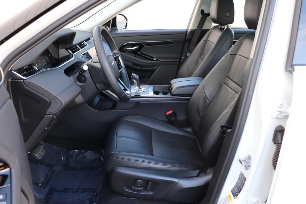 Photo 17 of this LAND ROVER RANGE ROVER EVO