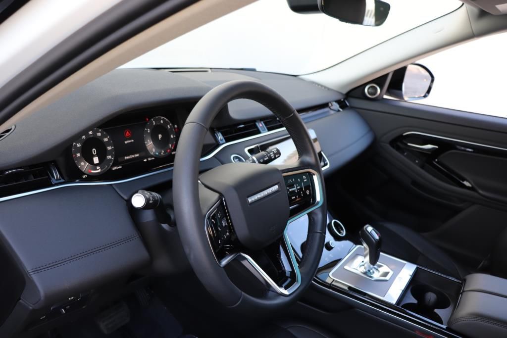 Photo 47 of this LAND ROVER RANGE ROVER EVO