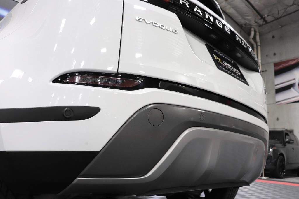 Photo 71 of this LAND ROVER RANGE ROVER EVO