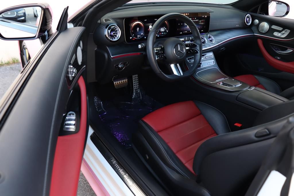 Photo 16 of this MERCEDES-BENZ E-CLASS E450