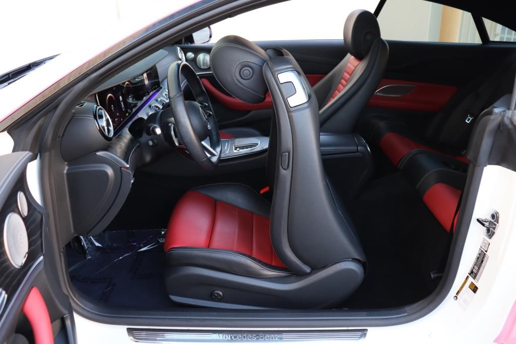 Photo 20 of this MERCEDES-BENZ E-CLASS E450