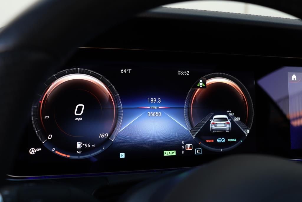 Photo 45 of this MERCEDES-BENZ E-CLASS E450