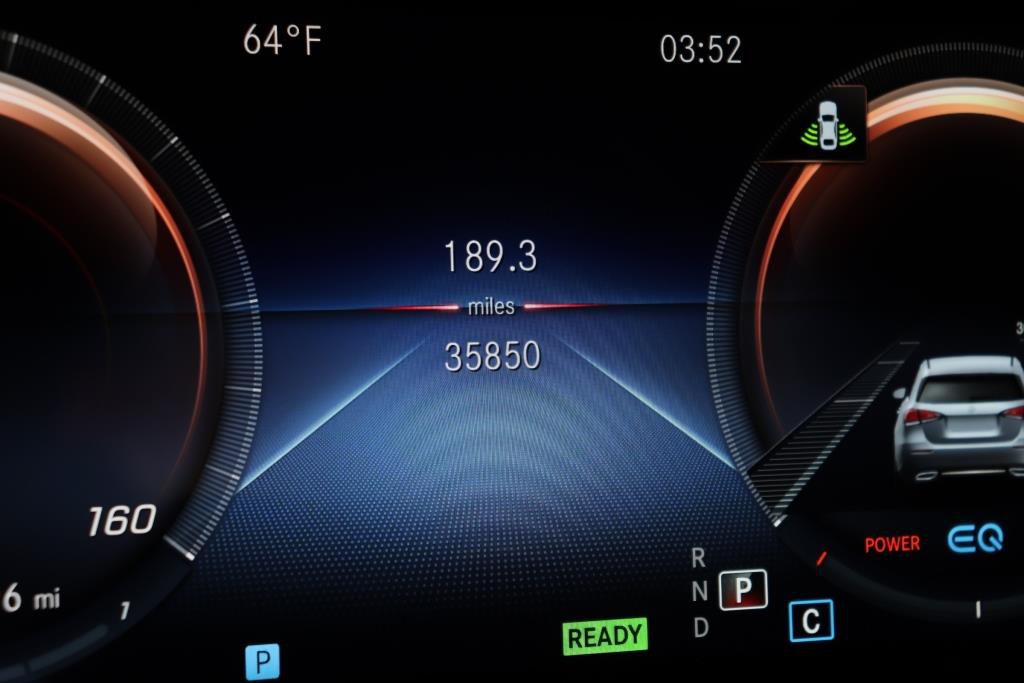 Photo 46 of this MERCEDES-BENZ E-CLASS E450