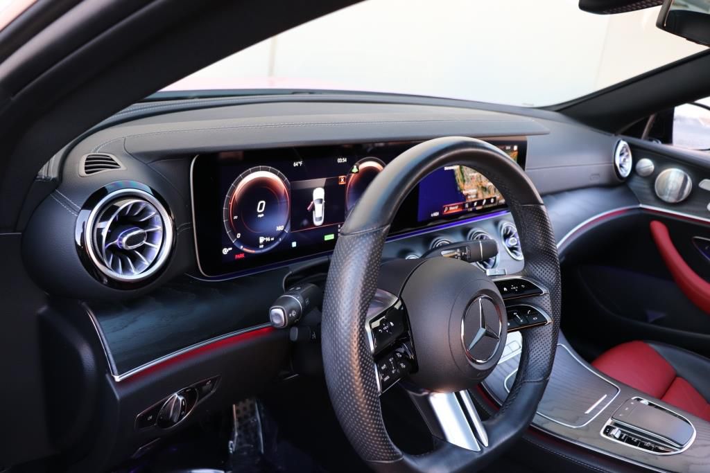 Photo 52 of this MERCEDES-BENZ E-CLASS E450