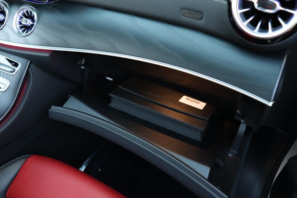 Photo 55 of this MERCEDES-BENZ E-CLASS E450