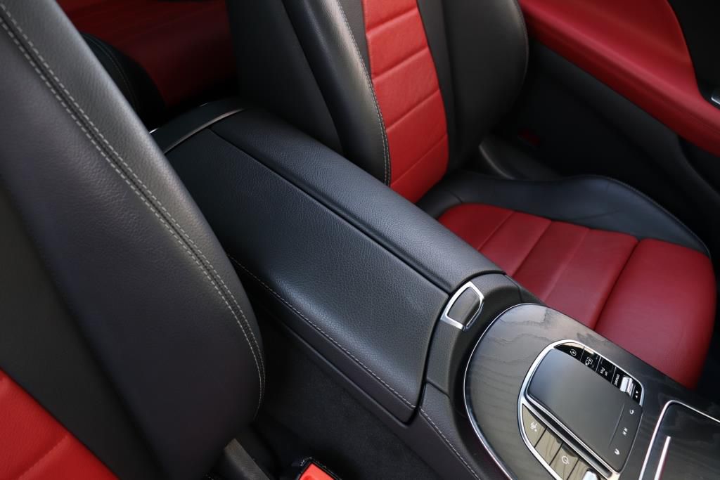 Photo 56 of this MERCEDES-BENZ E-CLASS E450