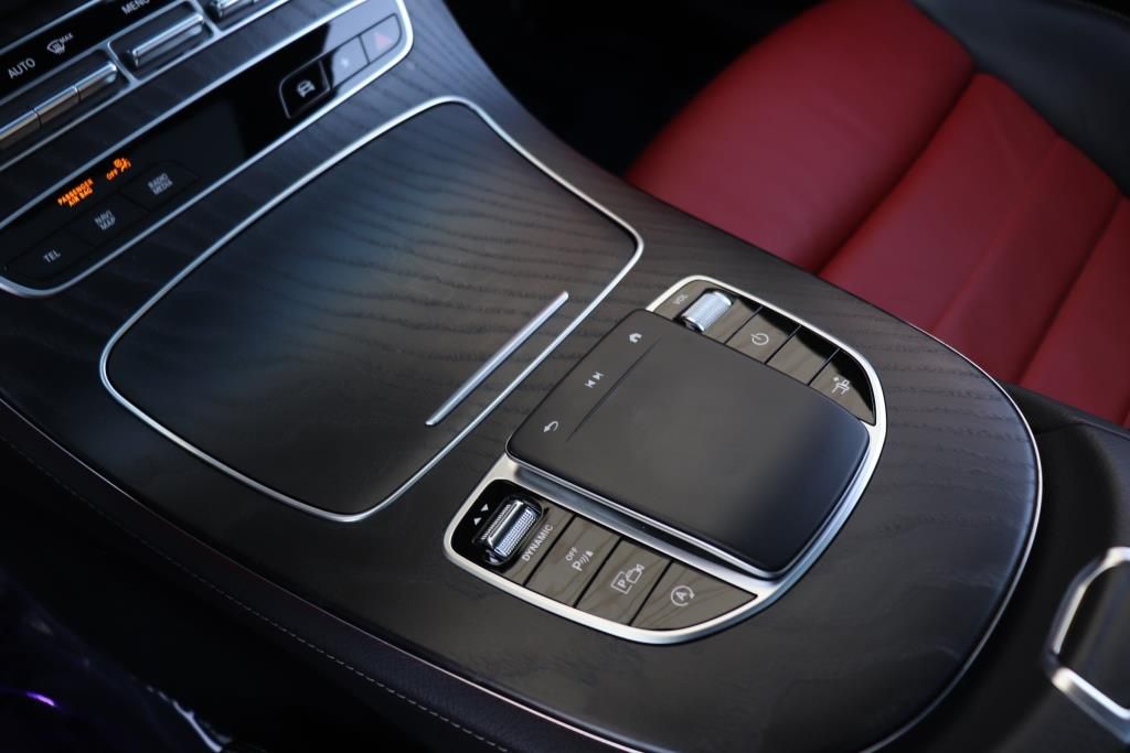 Photo 60 of this MERCEDES-BENZ E-CLASS E450