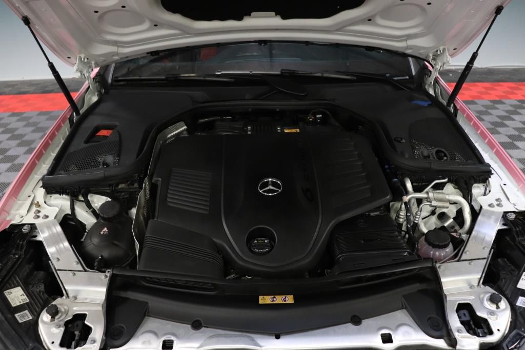 Photo 84 of this MERCEDES-BENZ E-CLASS E450