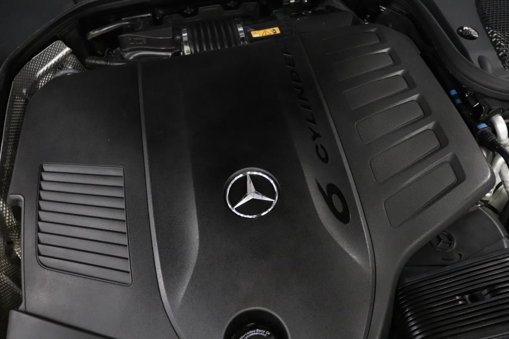 Photo 87 of this MERCEDES-BENZ E-CLASS E450