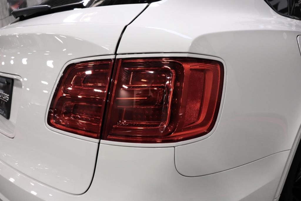 Photo 8 of this BENTLEY  W12 BENTAYGA