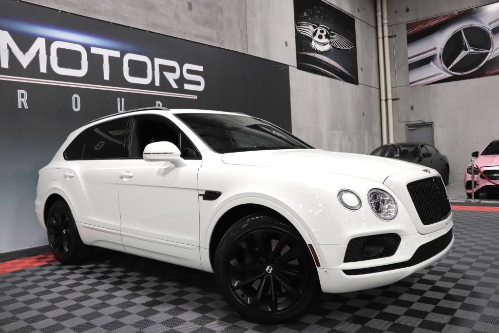 Photo 11 of this BENTLEY  W12 BENTAYGA