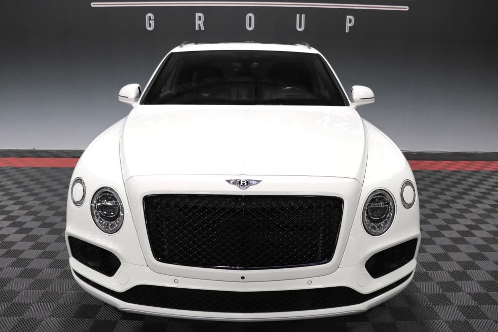 Photo 12 of this BENTLEY  W12 BENTAYGA