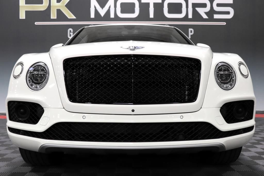 Photo 13 of this BENTLEY  W12 BENTAYGA