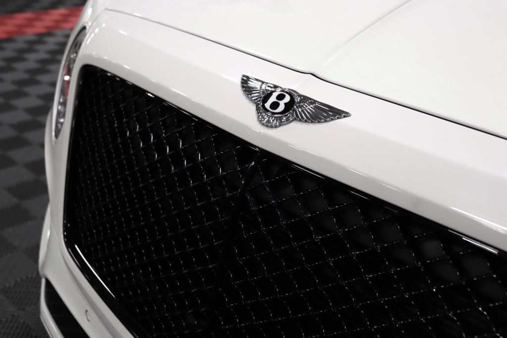 Photo 15 of this BENTLEY  W12 BENTAYGA