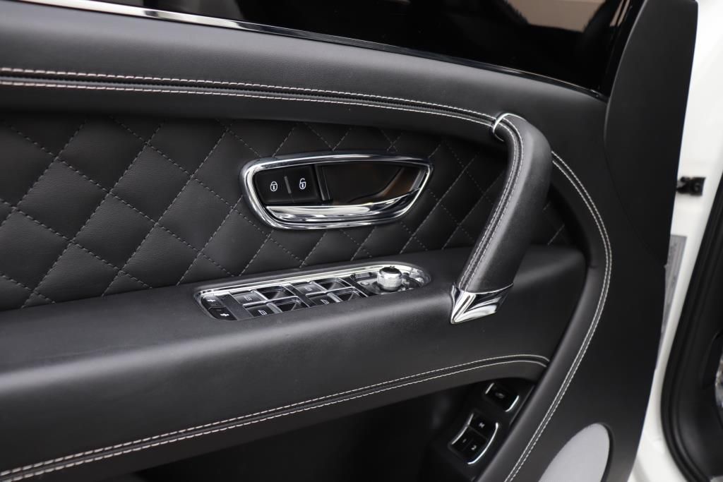 Photo 42 of this BENTLEY  W12 BENTAYGA