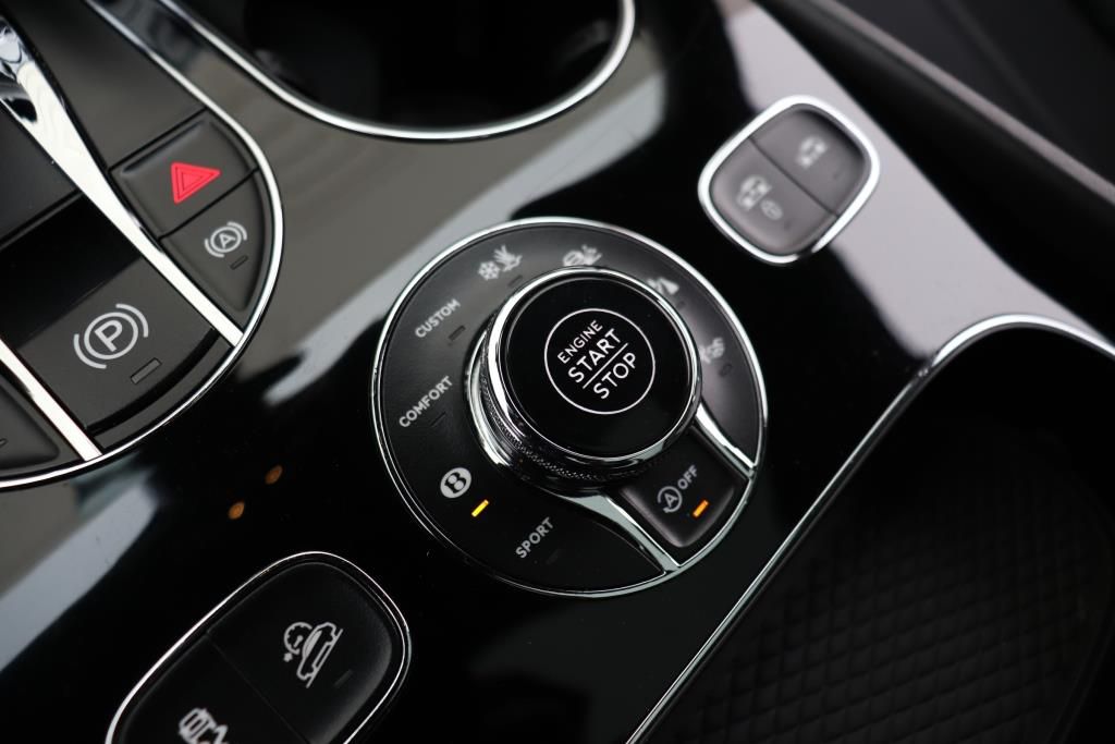 Photo 62 of this BENTLEY  W12 BENTAYGA