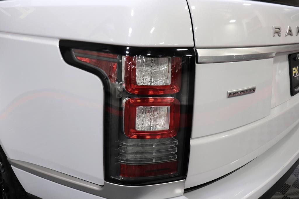 Photo 5 of this LAND ROVER RANGE ROVER LWB
