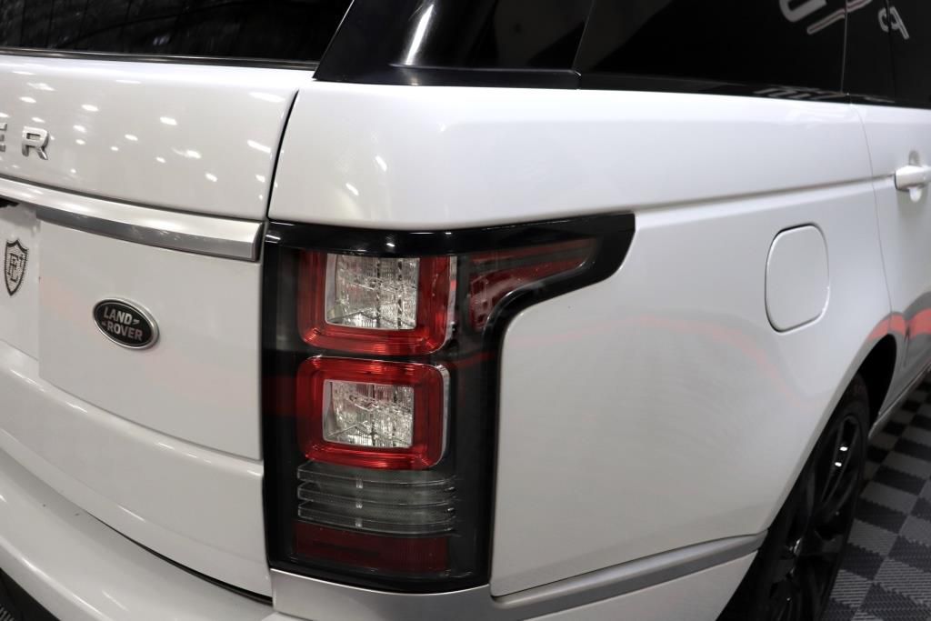 Photo 8 of this LAND ROVER RANGE ROVER LWB