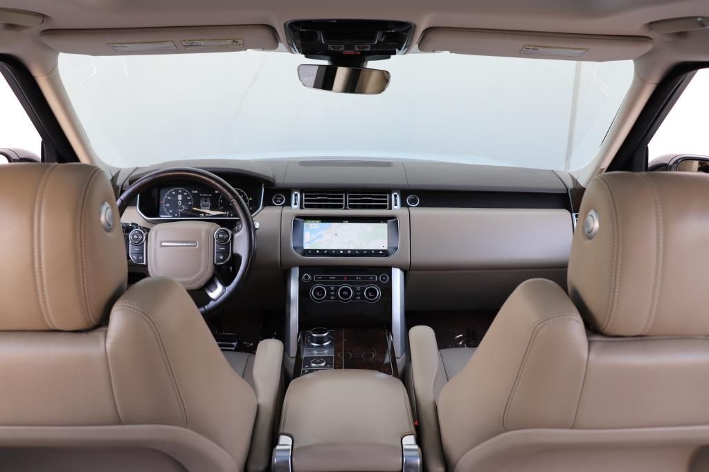 Photo 36 of this LAND ROVER RANGE ROVER LWB