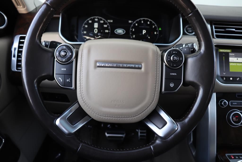 Photo 43 of this LAND ROVER RANGE ROVER LWB