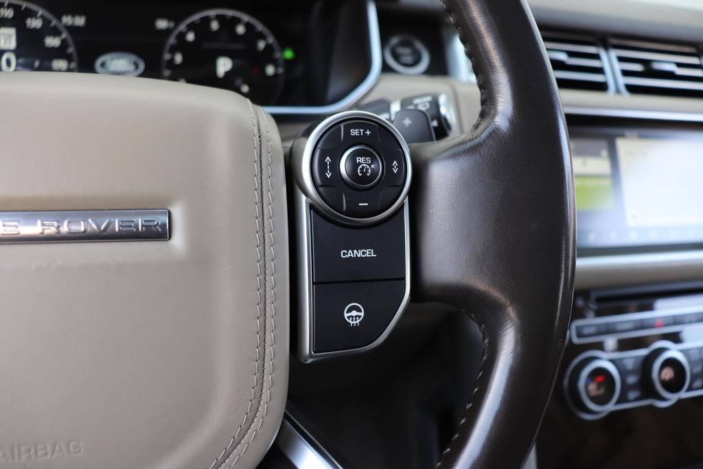 Photo 44 of this LAND ROVER RANGE ROVER LWB