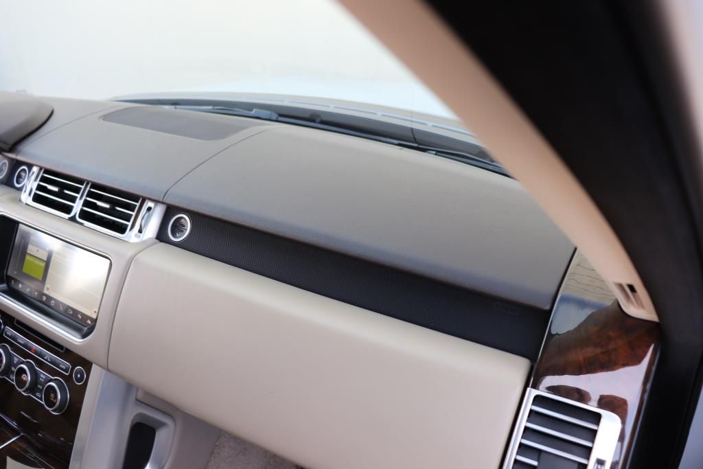Photo 52 of this LAND ROVER RANGE ROVER LWB