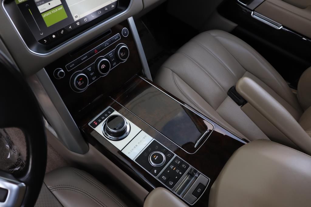 Photo 59 of this LAND ROVER RANGE ROVER LWB