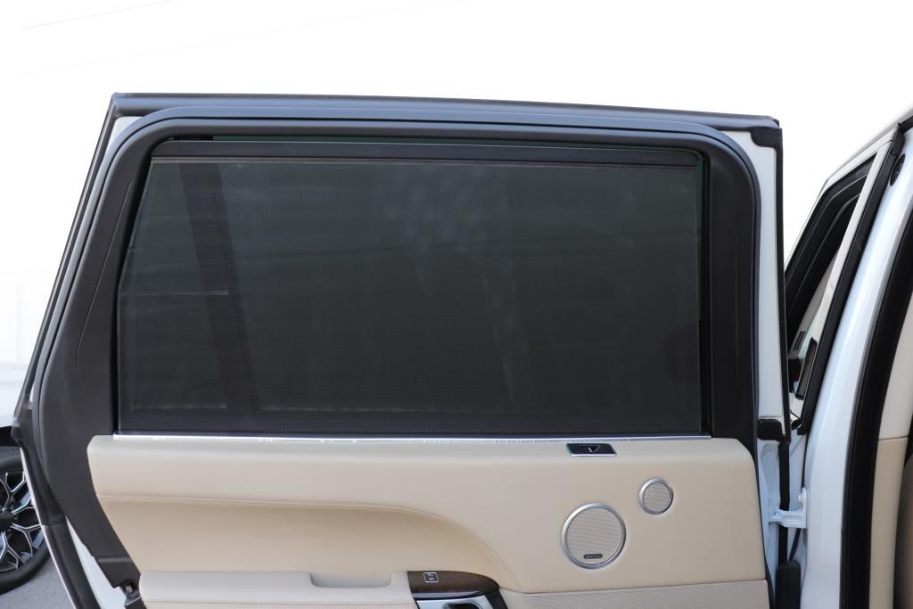 Photo 75 of this LAND ROVER RANGE ROVER LWB