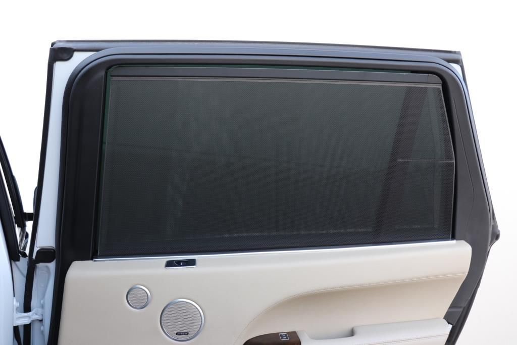 Photo 76 of this LAND ROVER RANGE ROVER LWB