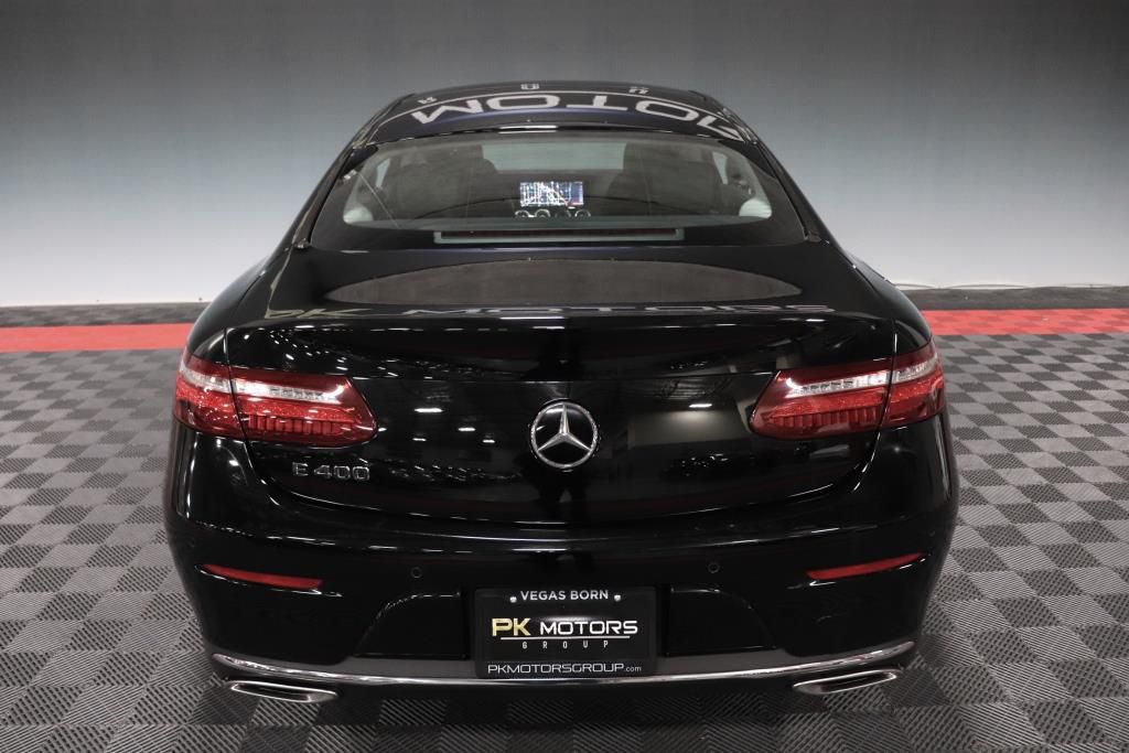 Photo 7 of this MERCEDES-BENZ E-CLASS E400