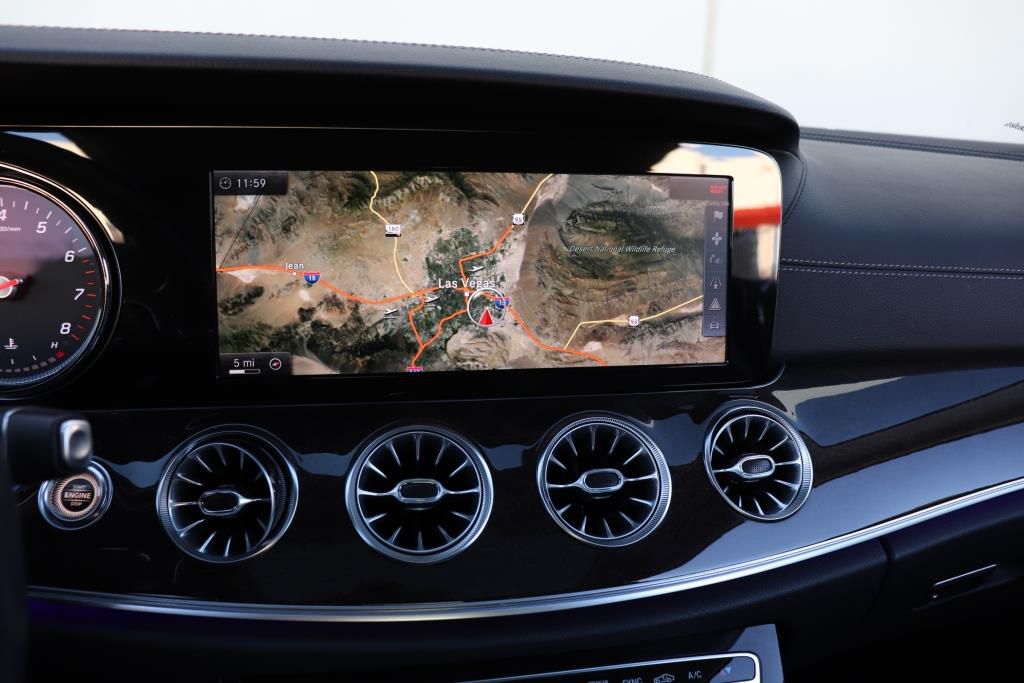 Photo 49 of this MERCEDES-BENZ E-CLASS E400