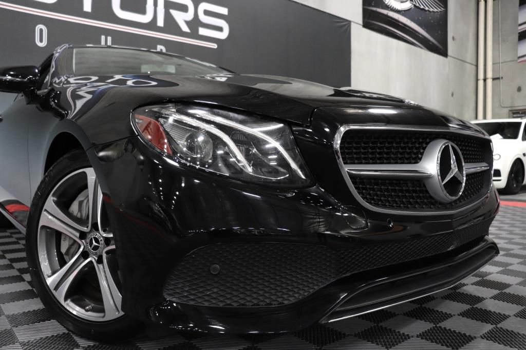 Photo 69 of this MERCEDES-BENZ E-CLASS E400