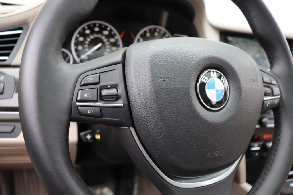 Photo 32 of this BMW 750LI XDRIVE