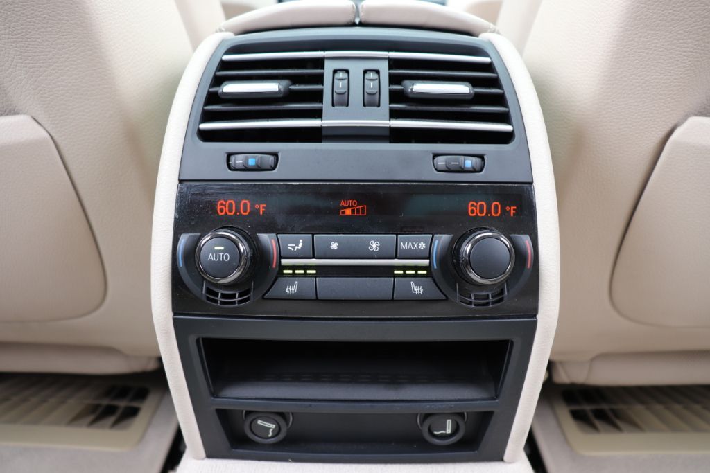 Photo 53 of this BMW 750LI XDRIVE