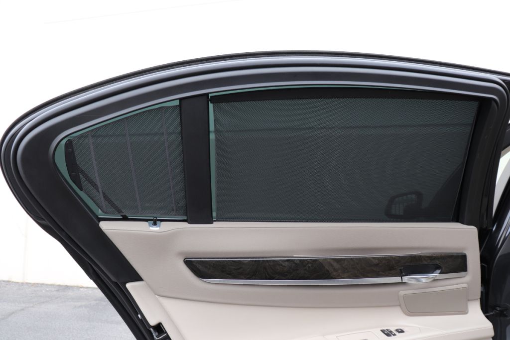 Photo 55 of this BMW 750LI XDRIVE