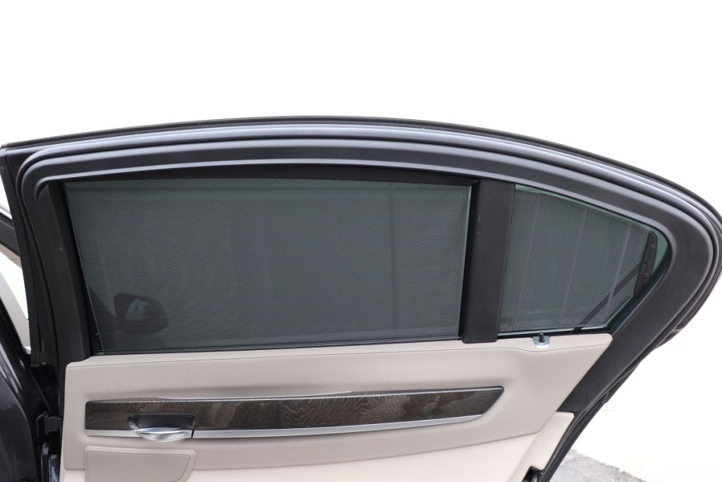 Photo 56 of this BMW 750LI XDRIVE