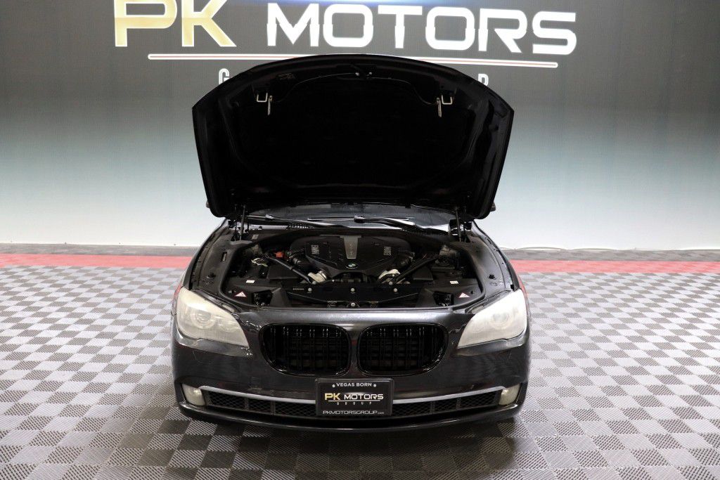 Photo 65 of this BMW 750LI XDRIVE