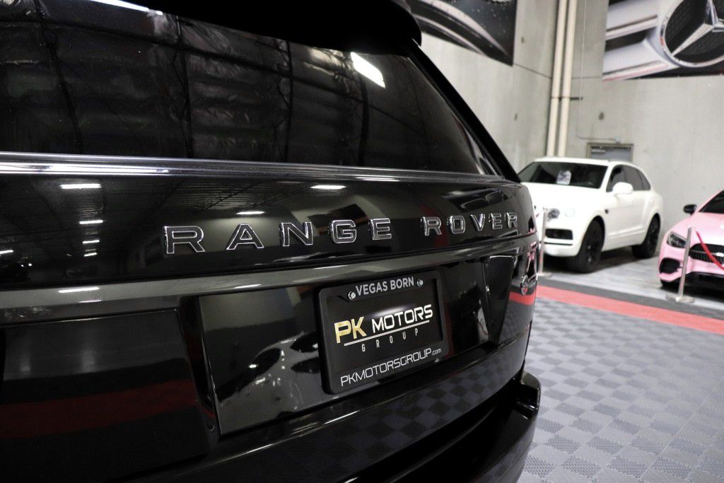 Photo 6 of this LAND ROVER RANGE ROVER SV