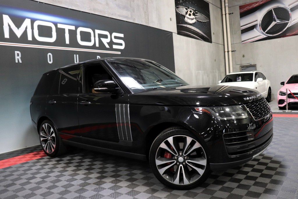 Photo 12 of this LAND ROVER RANGE ROVER SV