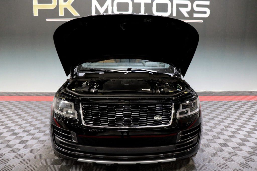 Photo 92 of this LAND ROVER RANGE ROVER SV
