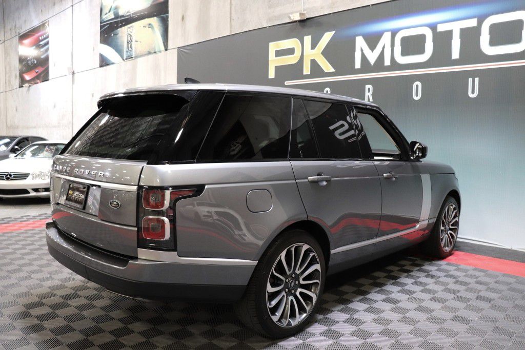 Photo 9 of this LAND ROVER RANGE ROVER HSE