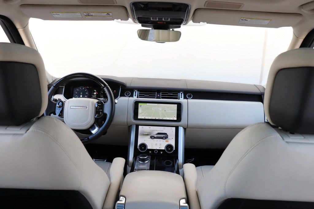 Photo 36 of this LAND ROVER RANGE ROVER HSE