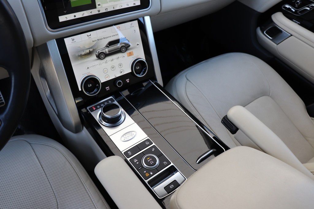 Photo 59 of this LAND ROVER RANGE ROVER HSE