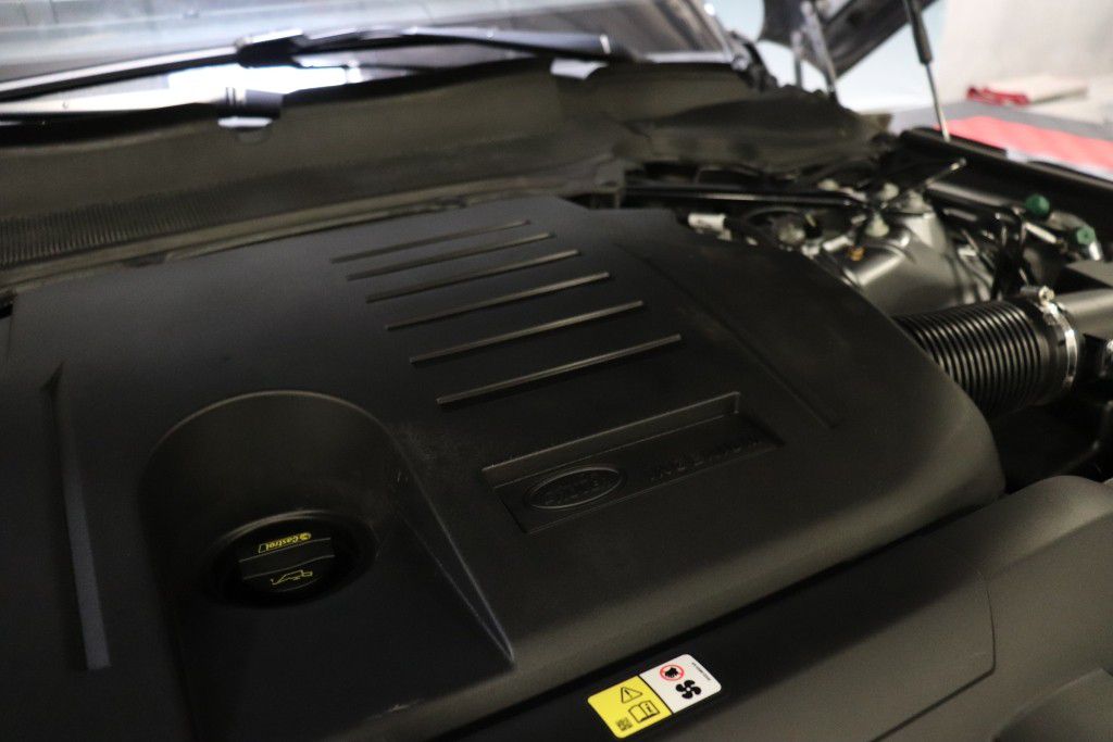 Photo 89 of this LAND ROVER RANGE ROVER HSE
