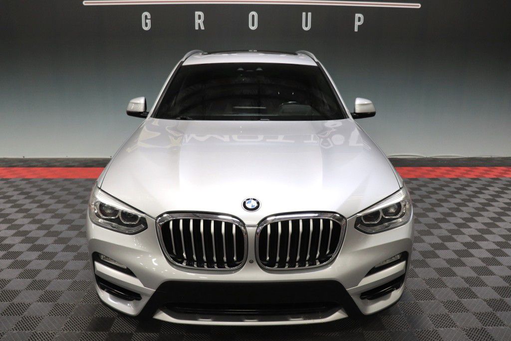 Photo 12 of this BMW X3 XDRIVE30I
