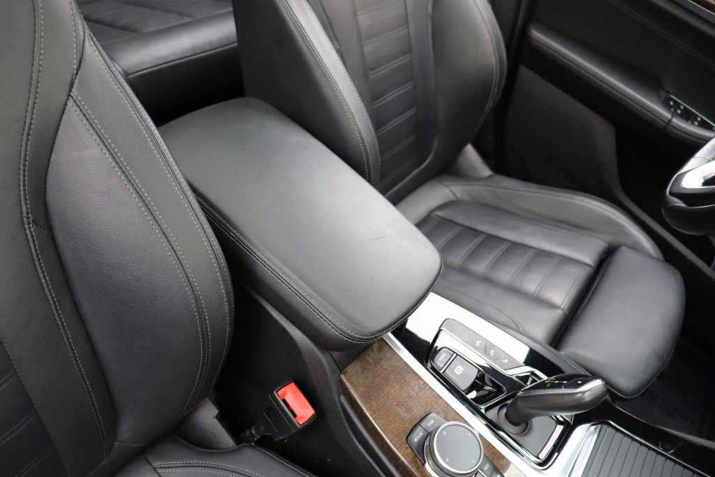 Photo 53 of this BMW X3 XDRIVE30I